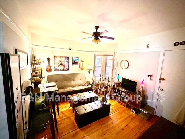 property at 1057 W Dakin St