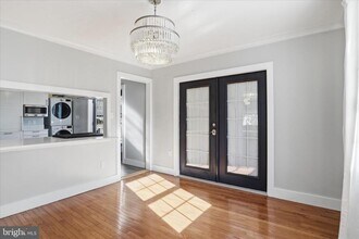 2107 Virginia Ave in McLean, VA - Building Photo - Building Photo