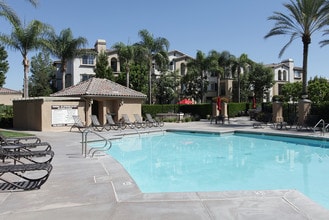 Esplanade in Riverside, CA - Foto de edificio - Building Photo