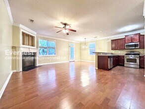 7073 Blairs View Dr in Austell, GA - Building Photo - Building Photo