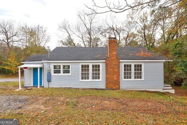 property at 3731 Bloomfield Dr