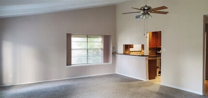 5226 Moonshadows Dr in Humble, TX - Building Photo - Building Photo