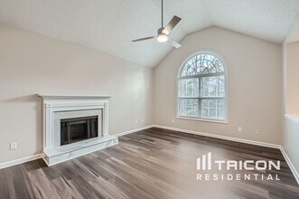 5772 Shoal Creek Dr in Douglasville, GA - Building Photo - Building Photo