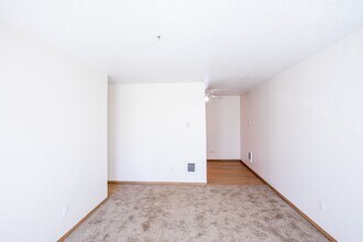 Ridgeview Terrace in Portland, OR - Foto de edificio - Interior Photo