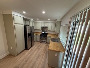 3424 Pickwick St in Riverside, CA - Building Photo - Building Photo