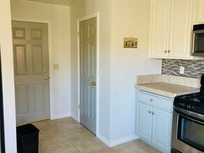 1302 Calgary Dr in Lake Arrowhead, CA - Building Photo - Building Photo