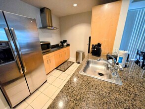 175 Blossom St in Boston, MA - Building Photo - Building Photo
