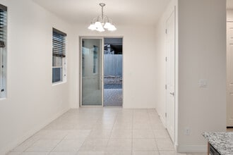 2575 W Pollo Cir in Flagstaff, AZ - Building Photo - Building Photo