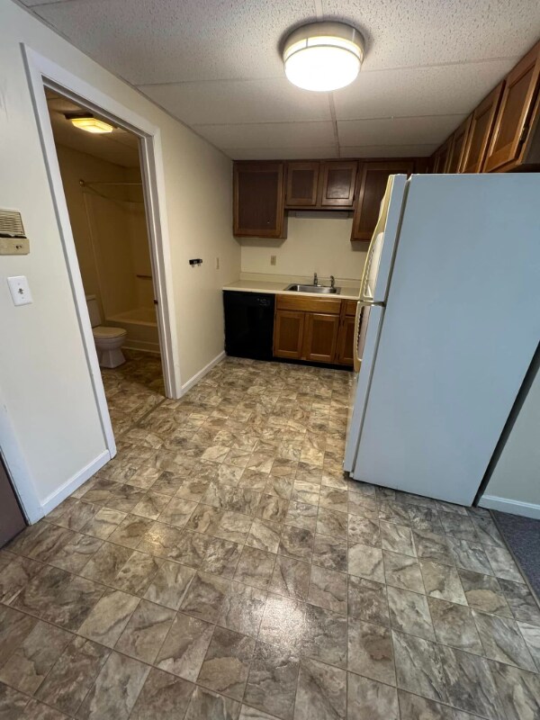 241 Pearl St in Essex Junction, VT - Building Photo - Building Photo