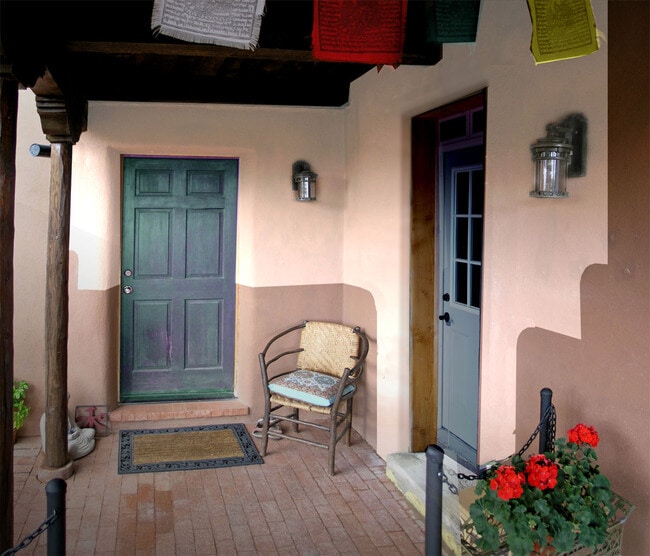 25 Hondo Trail in Santa Fe, NM - Building Photo - Building Photo