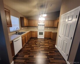 464 W La Casita Ln in Citrus Springs, FL - Building Photo - Building Photo