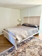5442 Gilbert Dr in San Diego, CA - Building Photo - Building Photo