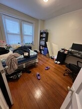 187 Winthrop Rd in Brookline, MA - Foto de edificio - Building Photo