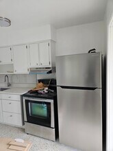 10081 Illinois St, Unit 10081 Illinois st in Bonita Springs, FL - Foto de edificio - Building Photo