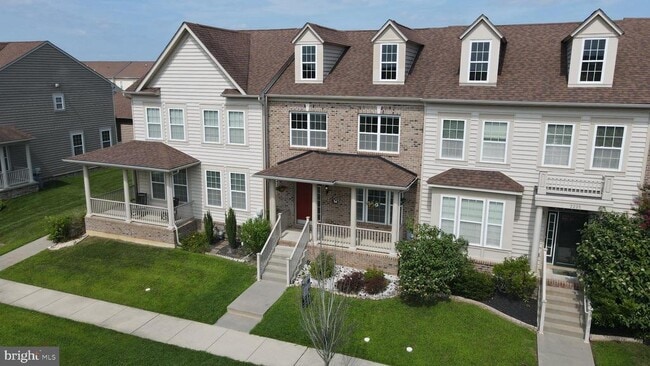 property at 2223 N O'Keeffe Ln