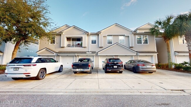 7063 Deer Lodge Cir in Jacksonville, FL - Building Photo - Building Photo