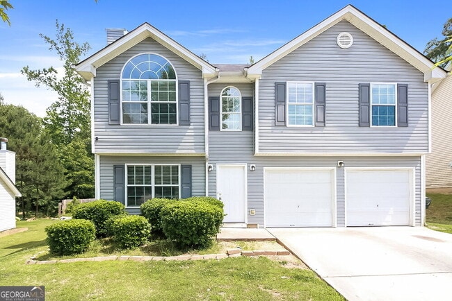 property at 3234 Diamond Blf