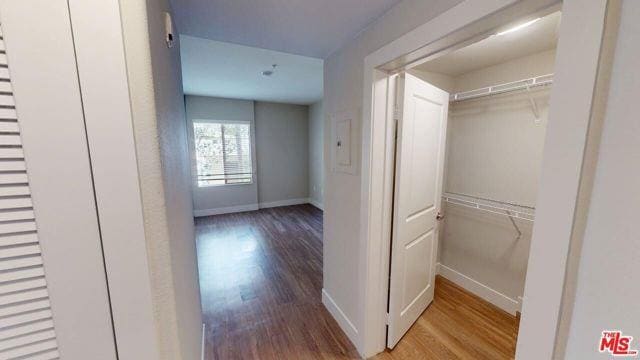 property at 1040 Glendon Ave