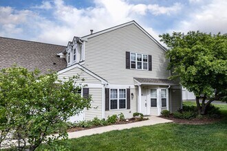 2211 Waterleaf Ct in Naperville, IL - Building Photo - Building Photo