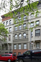 139 W 75th St Apartments