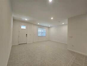 132 Royal Rnch Rd in Groveland, FL - Building Photo - Building Photo