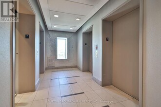 2885 Bayview Ave in Toronto, ON - Building Photo - Building Photo