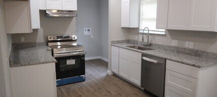 1517 Mardell St in San Antonio, TX - Building Photo - Building Photo