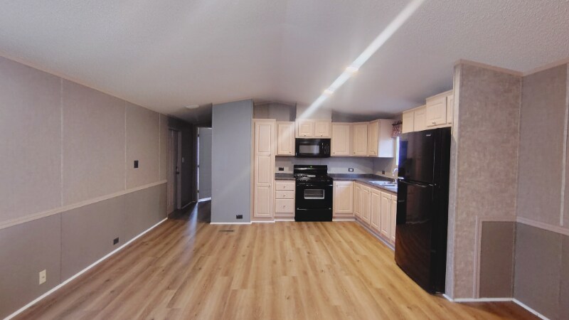 4842 SW Topeka Blvd in Topeka, KS - Building Photo