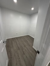 11 Trinity Pl in Albany, NY - Building Photo - Building Photo