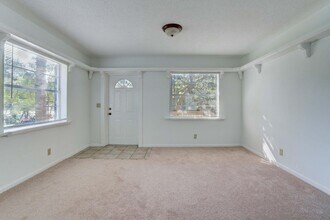 700 N Hepburn Ave in Jupiter, FL - Building Photo - Building Photo