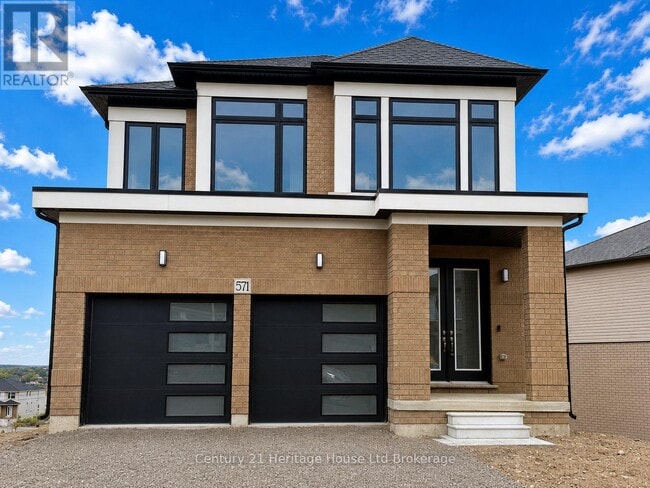 property at 571 Telfer St