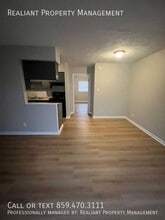 2021 Cambridge Dr in Lexington, KY - Building Photo - Building Photo