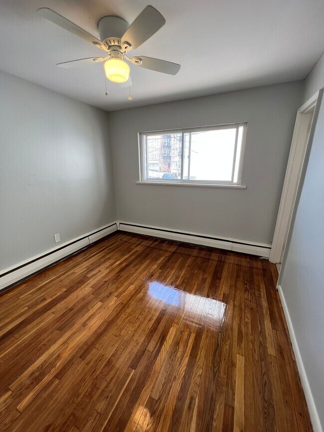 87 Wagner Pl, Unit A2 photo'