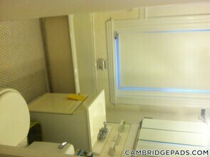24 Chauncy St, Unit 5 in Cambridge, MA - Building Photo - Building Photo