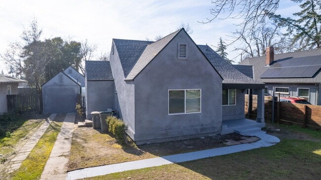 property at 24 W 26th St