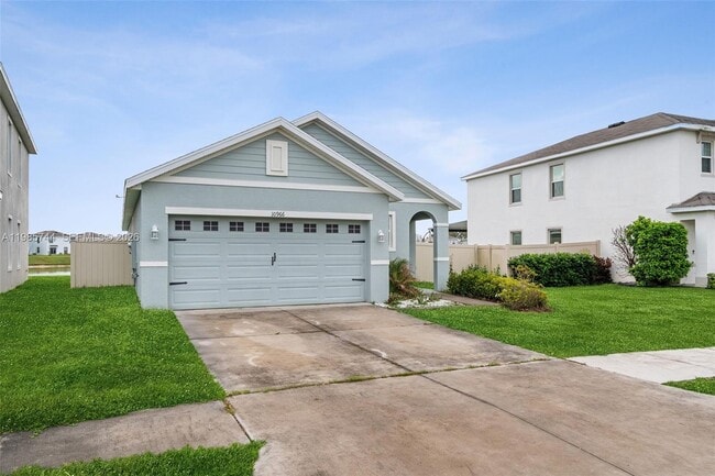 10966 Penny Gale Loop in San Antonio, FL - Building Photo - Building Photo