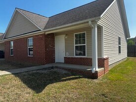 312 S Cemetary St in Sulphur Rock, AR - Building Photo