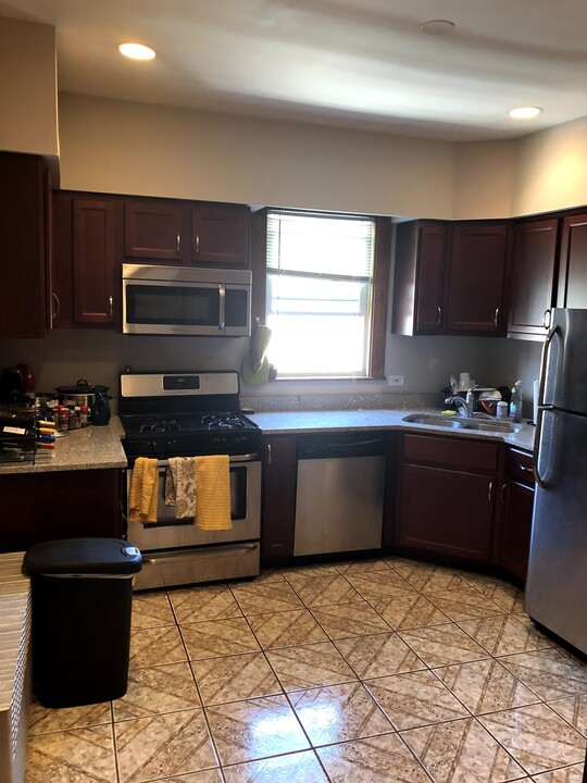 3446 N Springfield Ave in Chicago, IL - Building Photo