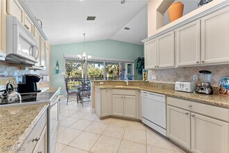 6840 Ascot Dr in Naples, FL - Building Photo - Building Photo