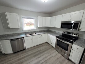 4 Juniper Ln in Levant, ME - Building Photo