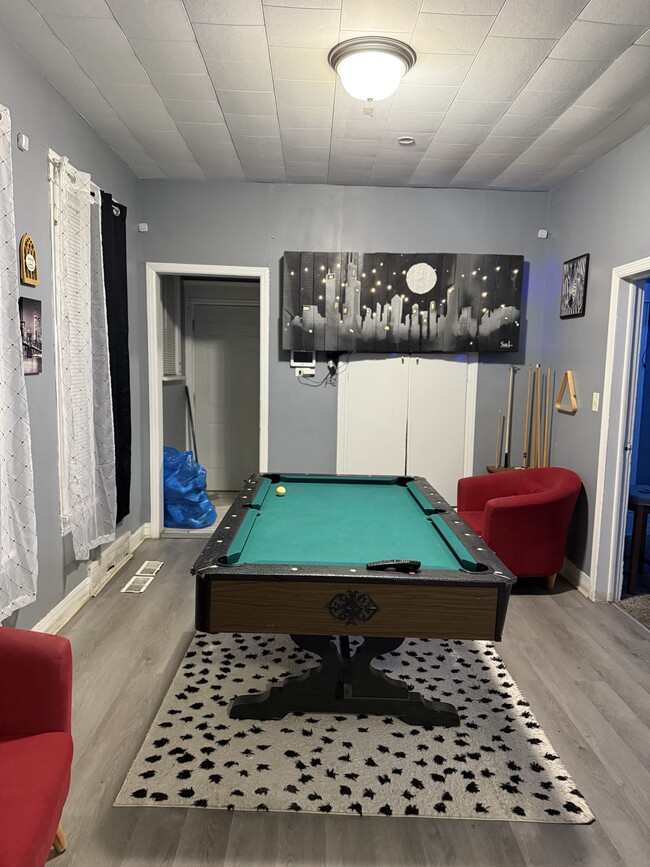 12034 S Eggleston Ave in Chicago, IL - Foto de edificio - Building Photo