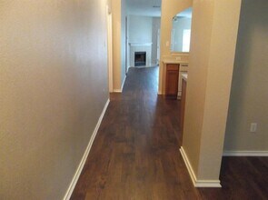 122 Brown St in Hutto, TX - Building Photo - Building Photo