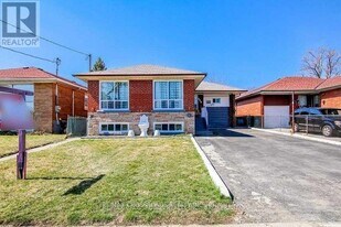 648 Brimley Rd in Toronto, ON - Building Photo