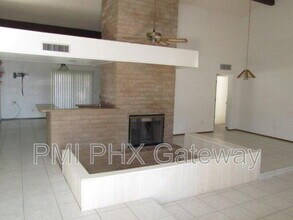 15424 N. 31st. Dr. in Phoenix, AZ - Building Photo - Building Photo