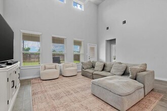 15815 Eastern Meadowlark Wy in Cypress, TX - Building Photo - Building Photo