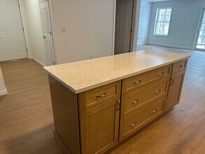 1 Kana Ln, Unit 103 in Essex Junction, VT - Building Photo - Building Photo