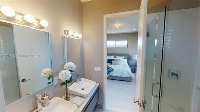 614 NE 12th Ave in Fort Lauderdale, FL - Building Photo - Building Photo