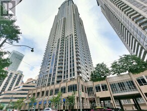 761 Bay St. in Toronto, ON - Building Photo - Building Photo