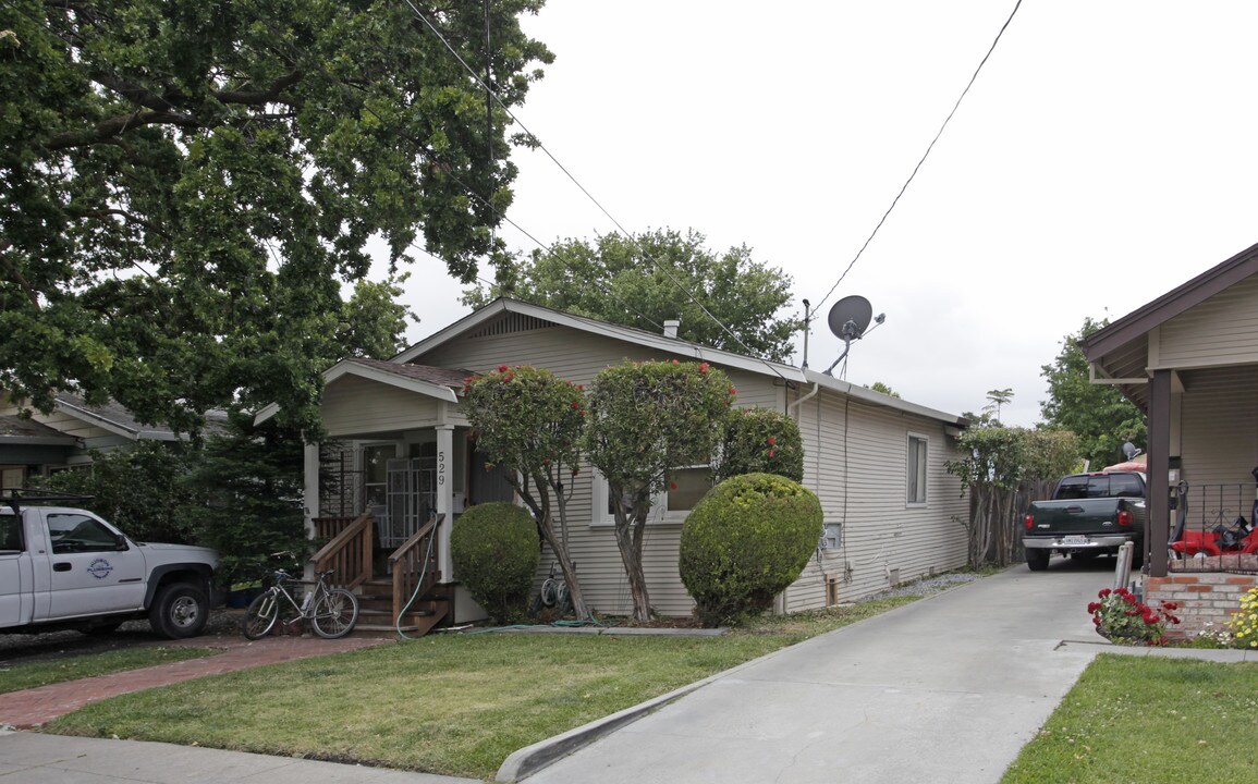 529-531 Madison Ave in Redwood City, CA - Building Photo
