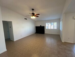 10038 S 46th Pl in Phoenix, AZ - Building Photo - Building Photo